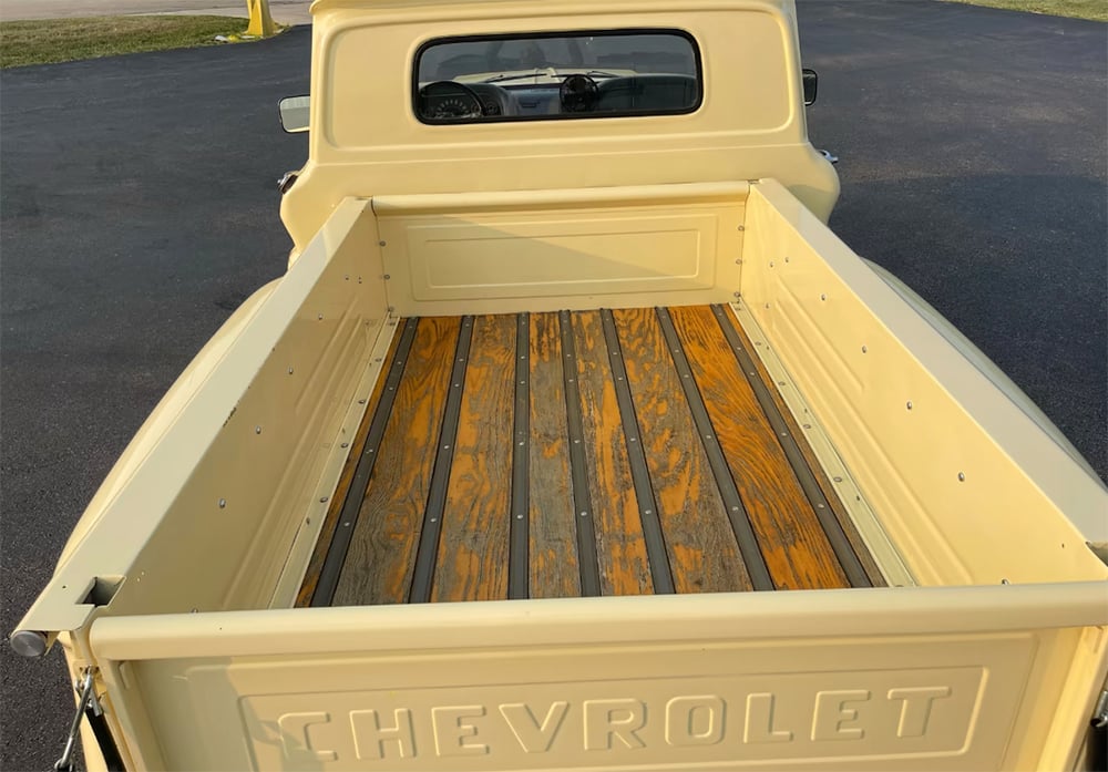 195487 Chevy Truck Bed Restoration Bedsides, Fenders, Sills, Strips